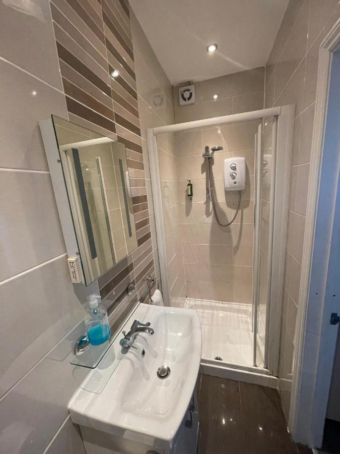 Oakhurst Gatwick B&B Crawley  Exteriér fotografie
