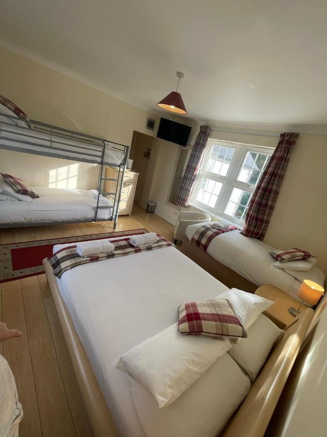 Oakhurst Gatwick B&B Crawley  Exteriér fotografie