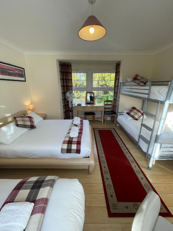 Oakhurst Gatwick B&B Crawley  Exteriér fotografie