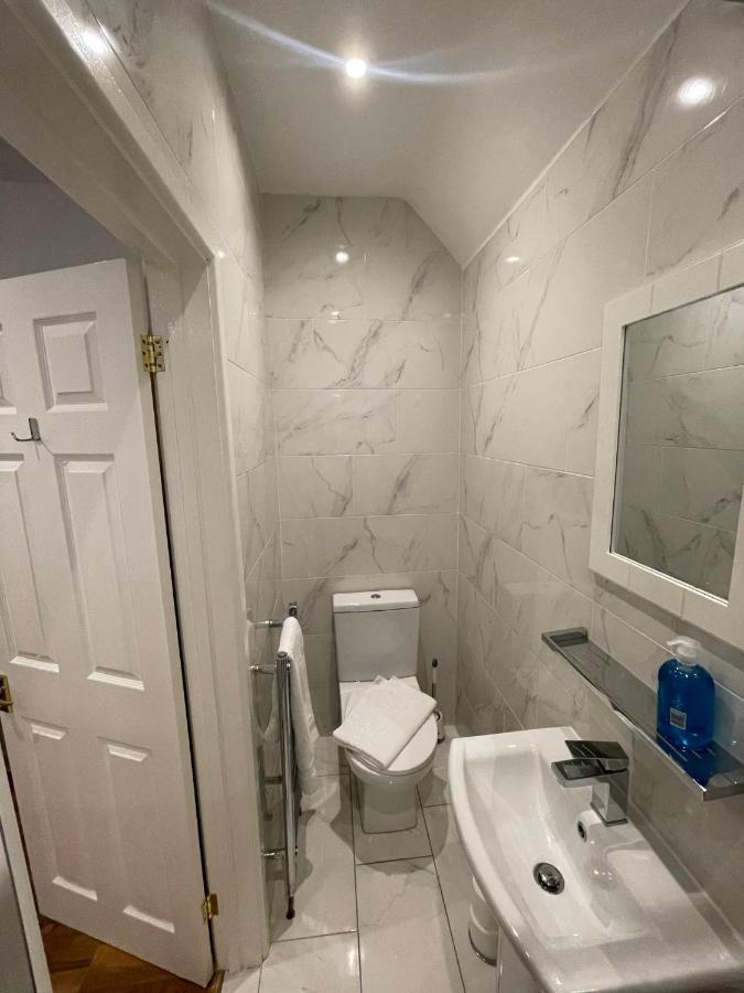 Oakhurst Gatwick B&B Crawley  Exteriér fotografie